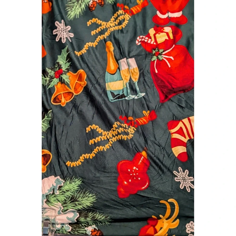 Promindflyplka Chair Covers‎ Christmas Reindeer Santa Snowflakes Set of 4 NEW